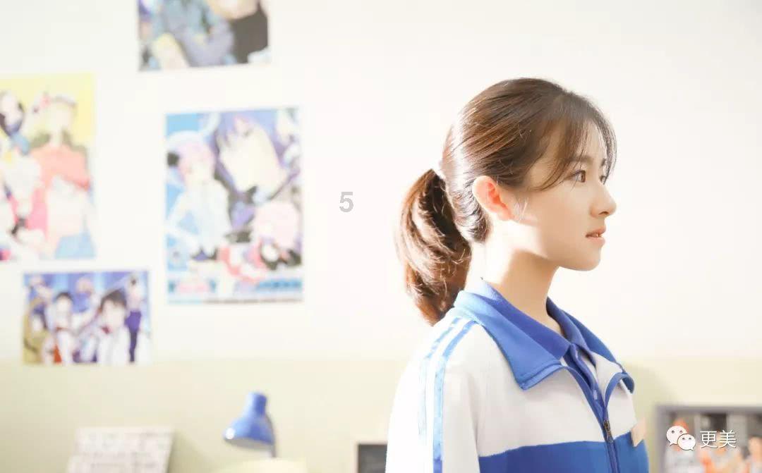 暖阳下的女孩们